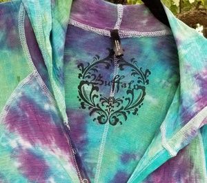 BUFFALO TIE DYE TOP WIRH BELL SLEEVES